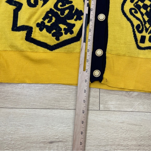 Vintage Virgin Wool Merino Extrafine Yellow Coat of Arms Cardigan - Size 14/16 - Picture 9 of 9